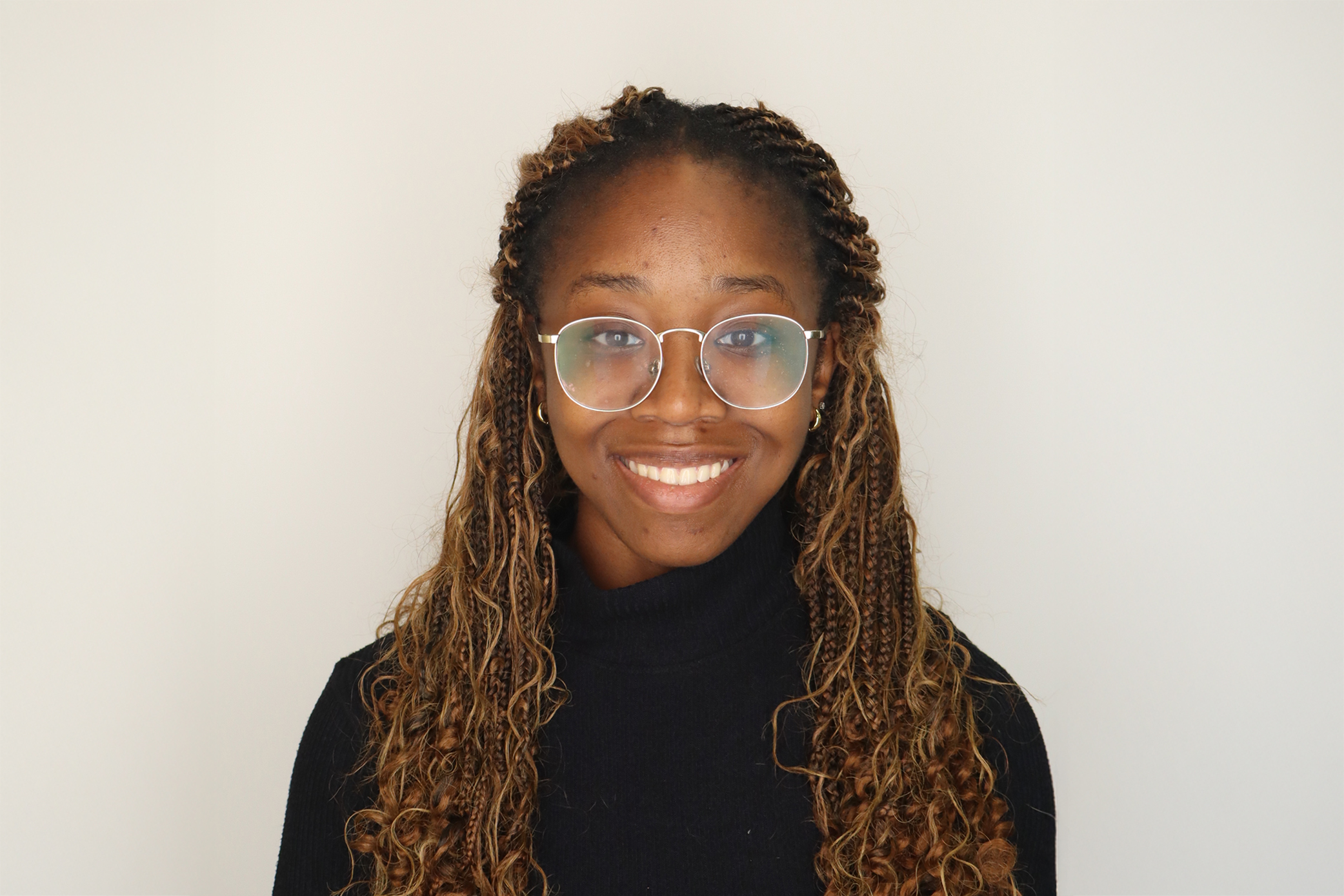 Pam Mackingue